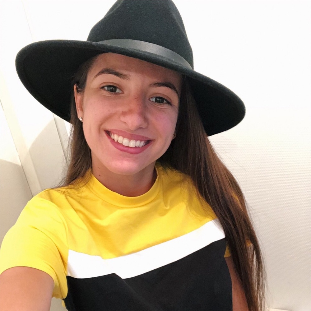 Meet your Posher, Sabrina